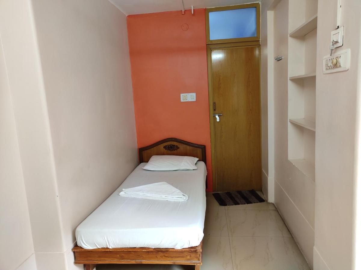 Sibi Lodge Coimbatore Zewnętrze zdjęcie