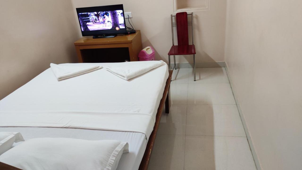 Sibi Lodge Coimbatore Zewnętrze zdjęcie