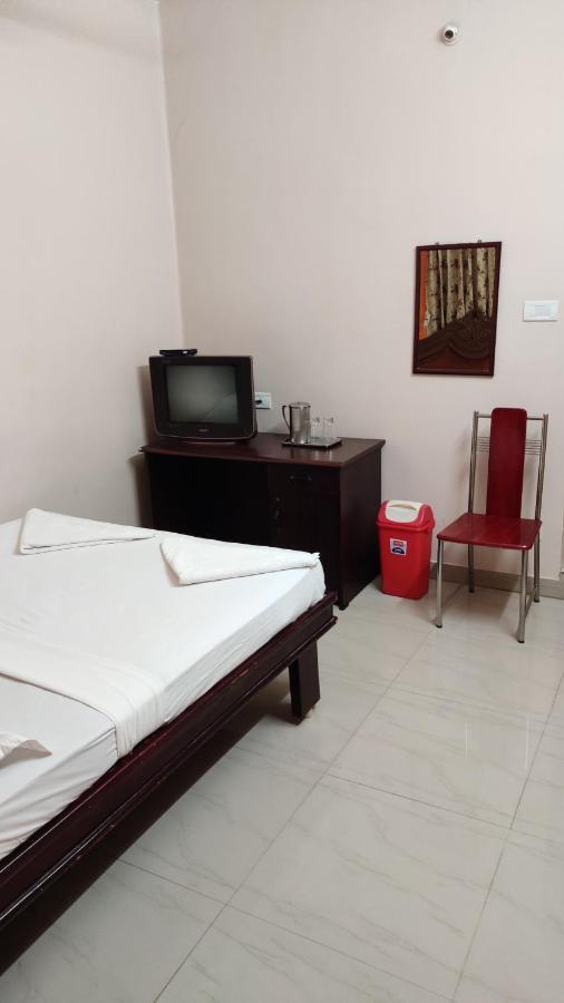 Sibi Lodge Coimbatore Zewnętrze zdjęcie