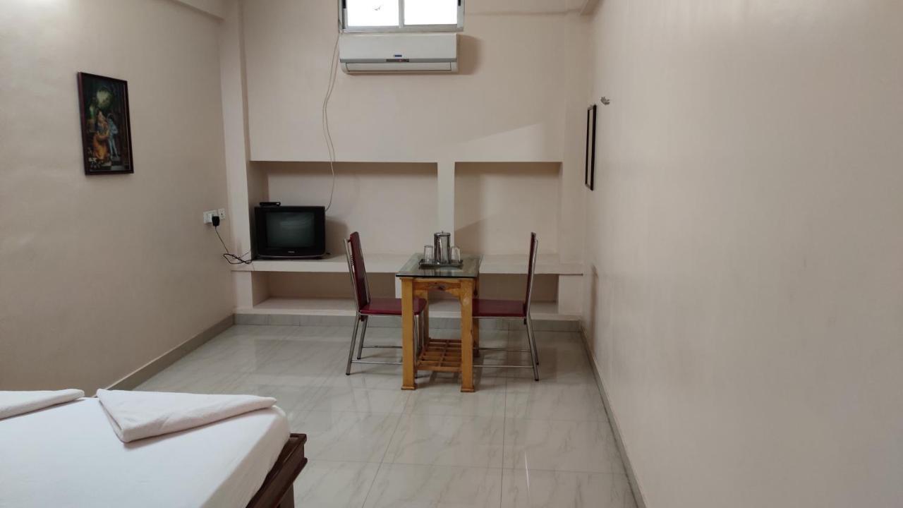 Sibi Lodge Coimbatore Zewnętrze zdjęcie