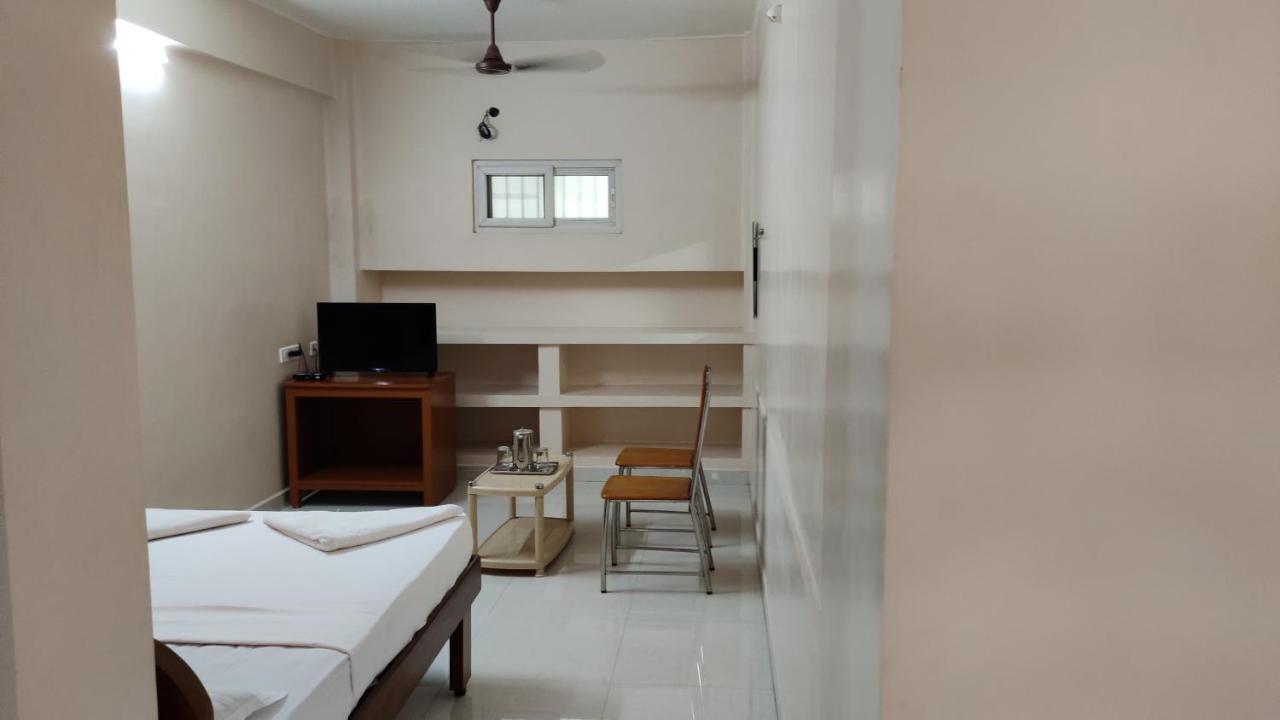Sibi Lodge Coimbatore Zewnętrze zdjęcie
